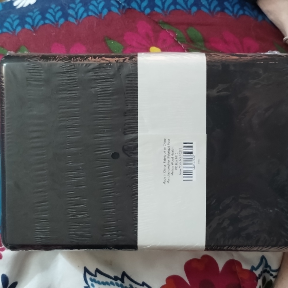 Melissa Wood Black Yoga Block New In Package - Picture 2 of 2